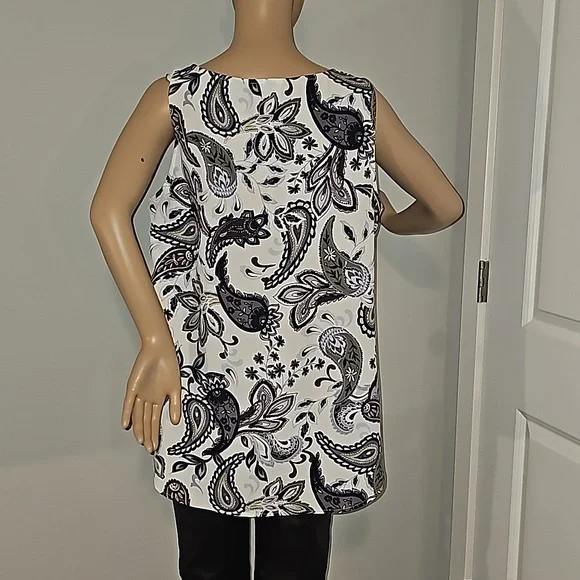 Loft Outlet Round Collar sleeveless Paisley Shell Size M New no tags - Picture 6 of 9